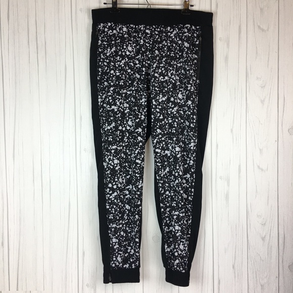 Fabletics Lightweight Joggers Track Pants XL - Picture 1 of 11